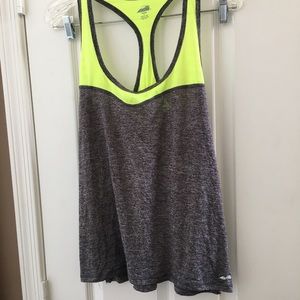 FINAL MARKDOWN avia racerback tank top large